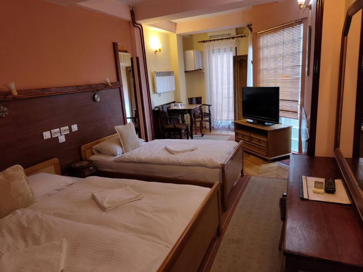 Hotel Kapistec Skopje Zewnętrze zdjęcie