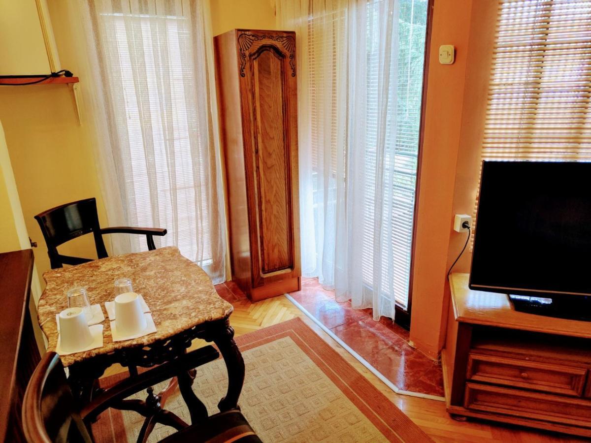 Hotel Kapistec Skopje Zewnętrze zdjęcie
