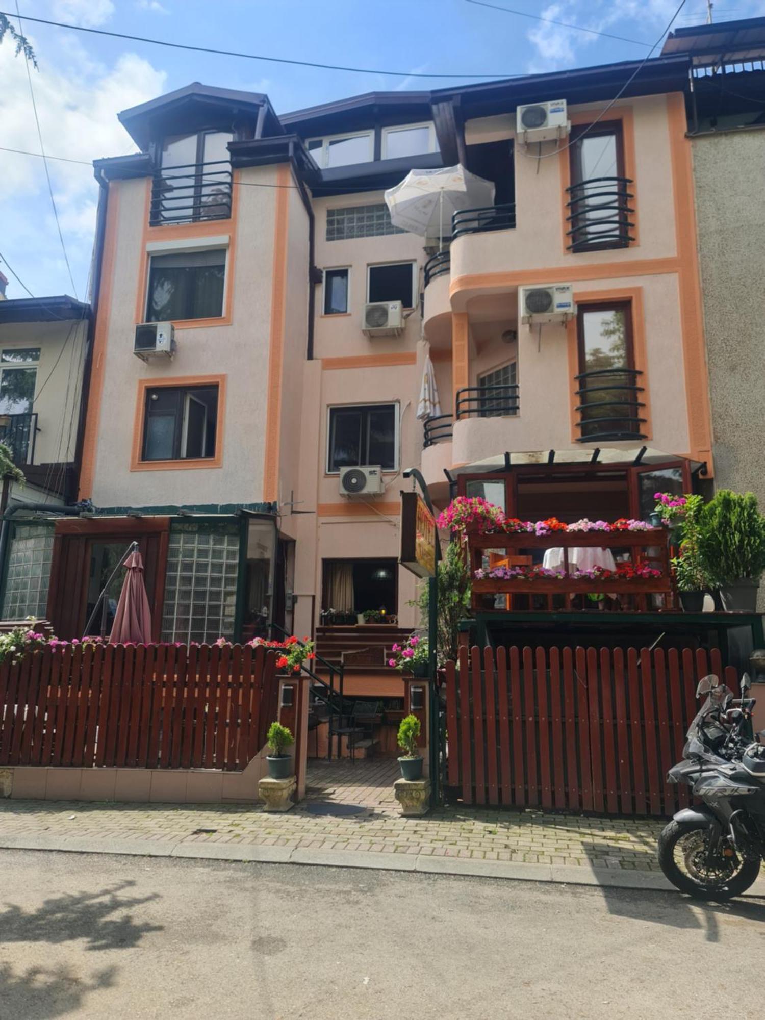 Hotel Kapistec Skopje Zewnętrze zdjęcie