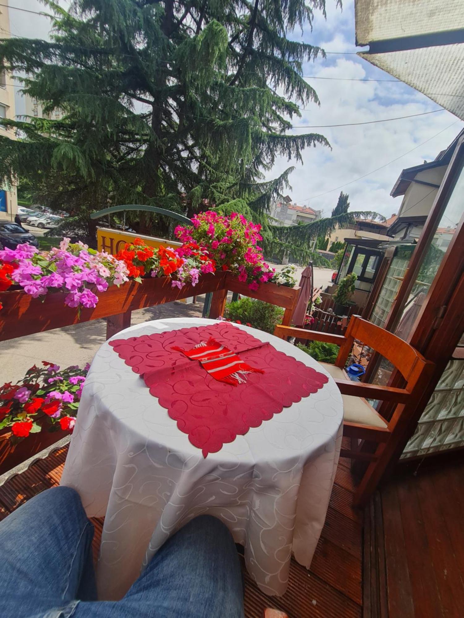 Hotel Kapistec Skopje Zewnętrze zdjęcie